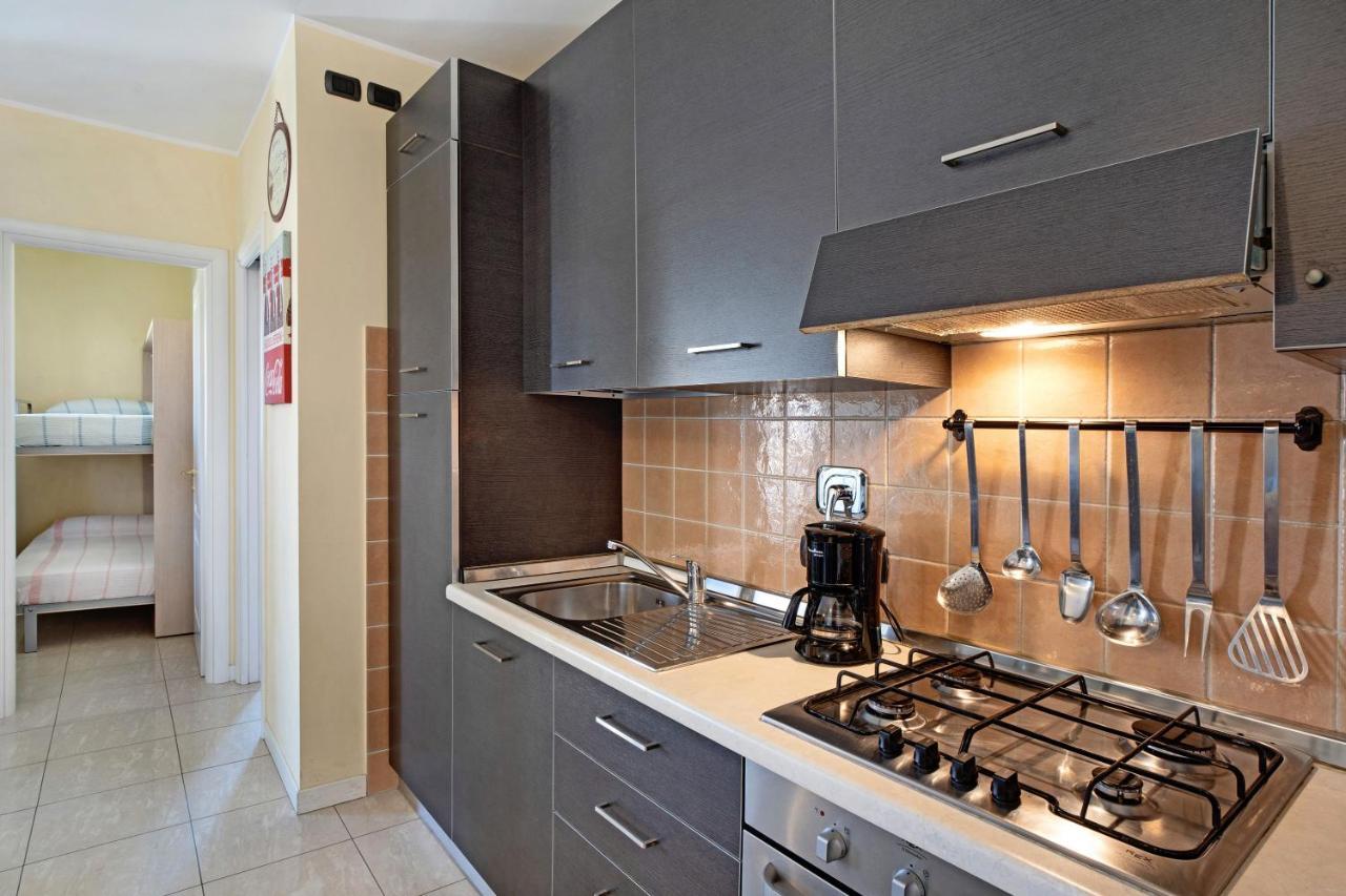 Casa Miradore 600 Mt Dal Mare Imperia Bagian luar foto