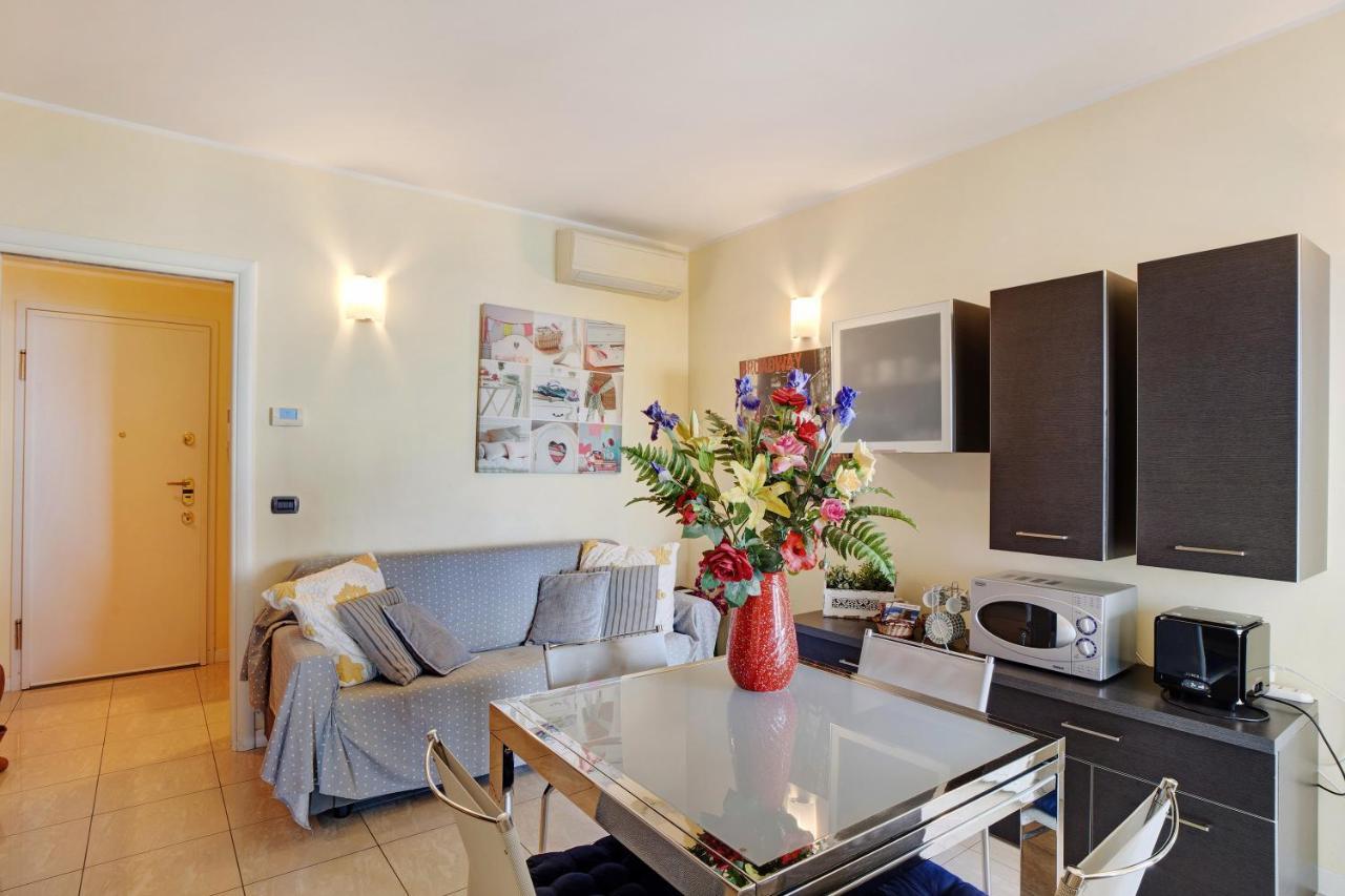 Casa Miradore 600 Mt Dal Mare Imperia Bagian luar foto
