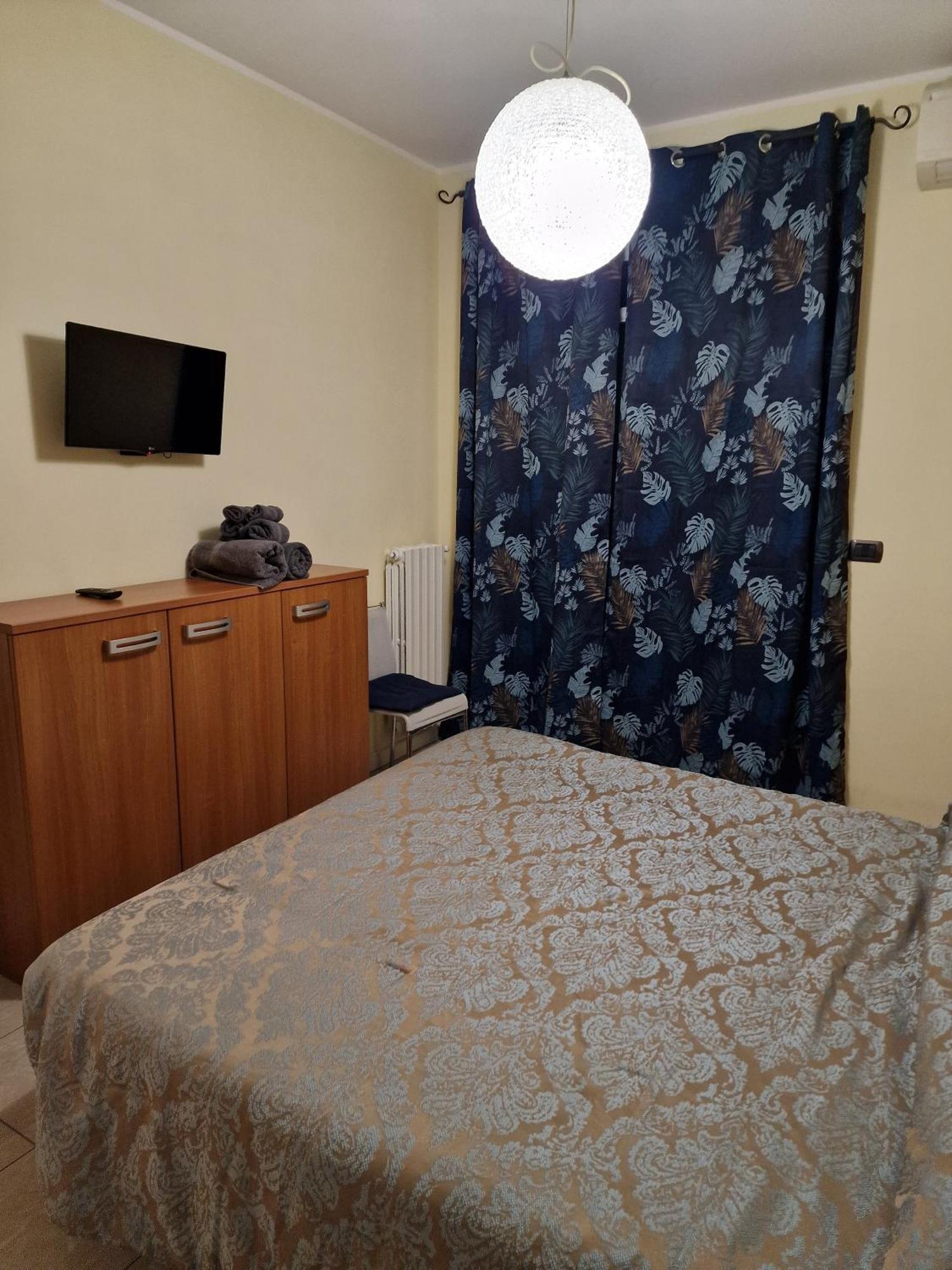 Casa Miradore 600 Mt Dal Mare Imperia Bagian luar foto